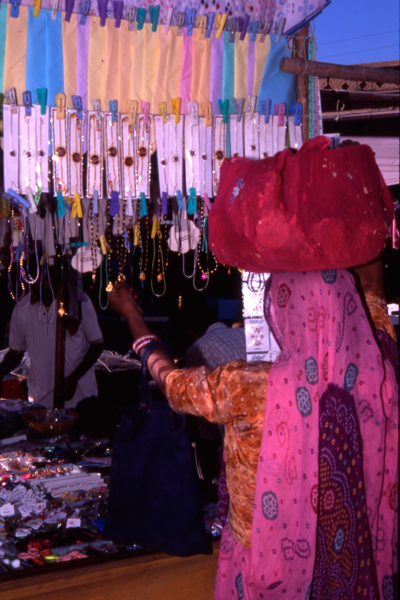 India-Rajasthani-Jewellery-Shopper